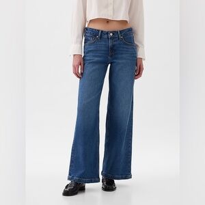 30R Gap Low Rise Stride Wide-leg Jeans in Dark Wash